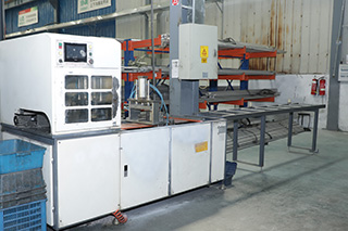 生產(chǎn)設(shè)備